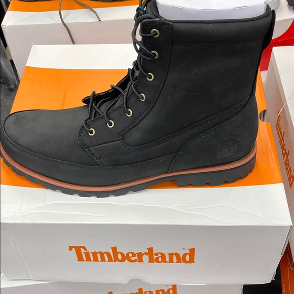 Timberland Men's Black Leather Boots - Picture 2 of 5